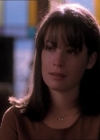 Charmed-Online_dot_net-1x02IveGotYouUnderMySkin1537.jpg