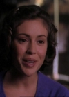 Charmed-Online_dot_net-1x02IveGotYouUnderMySkin1553.jpg