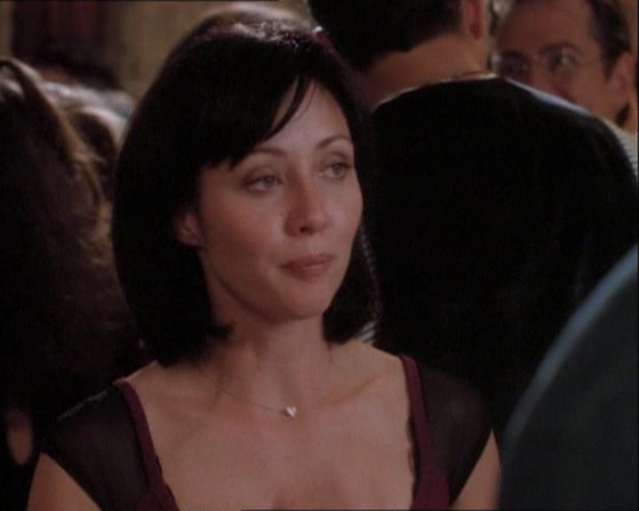 Charmed-Online_dot_net-1x03ThankYouForNotMorphing0154.jpg