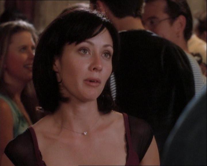 Charmed-Online_dot_net-1x03ThankYouForNotMorphing0155.jpg