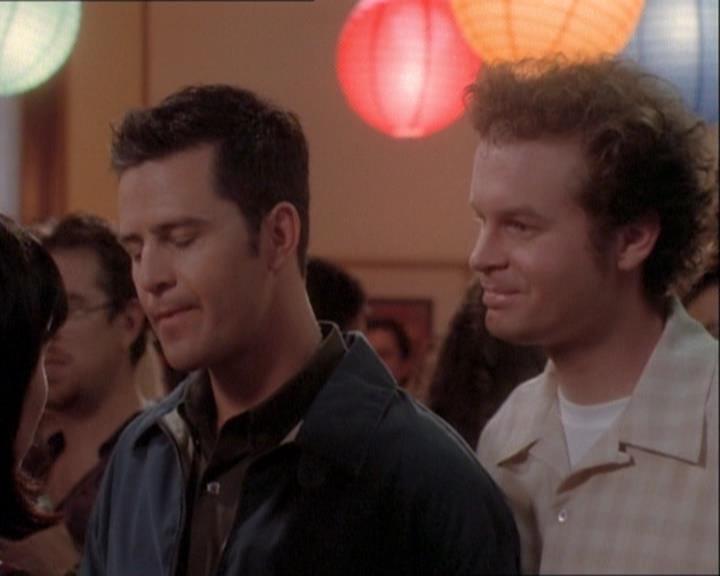 Charmed-Online_dot_net-1x03ThankYouForNotMorphing0161.jpg