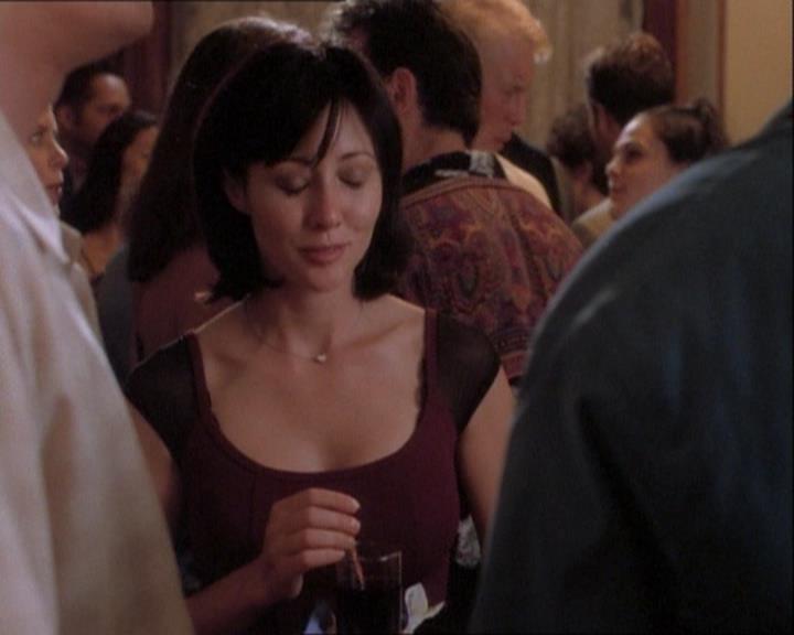 Charmed-Online_dot_net-1x03ThankYouForNotMorphing0163.jpg