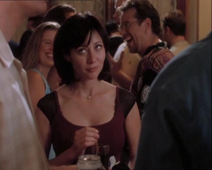 Charmed-Online_dot_net-1x03ThankYouForNotMorphing0170.jpg