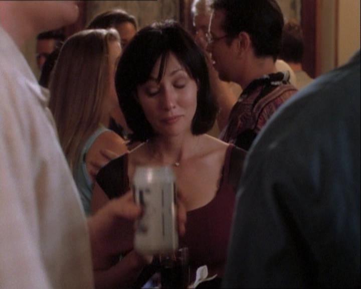 Charmed-Online_dot_net-1x03ThankYouForNotMorphing0171.jpg