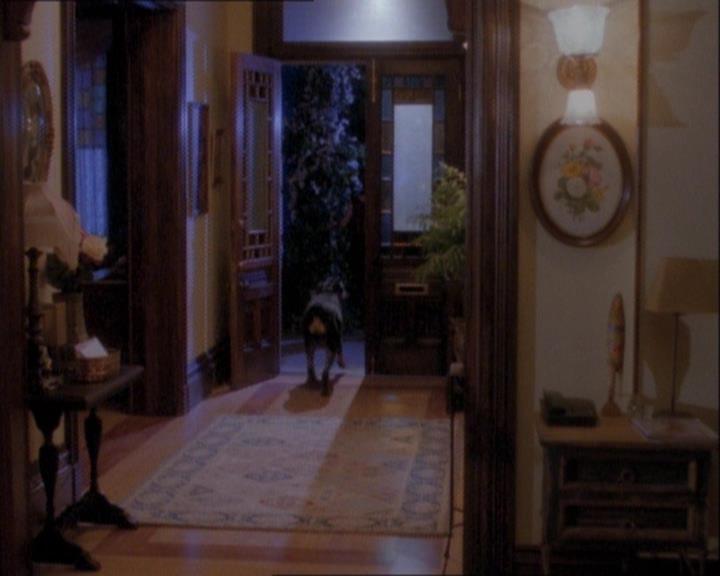 Charmed-Online_dot_net-1x03ThankYouForNotMorphing0248.jpg