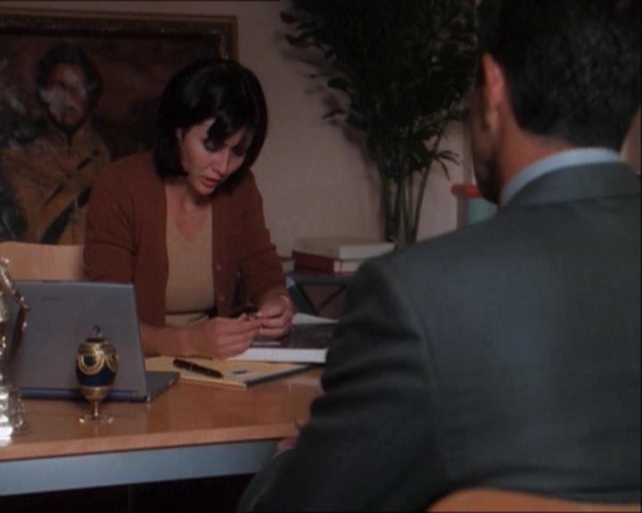 Charmed-Online_dot_net-1x03ThankYouForNotMorphing0462.jpg