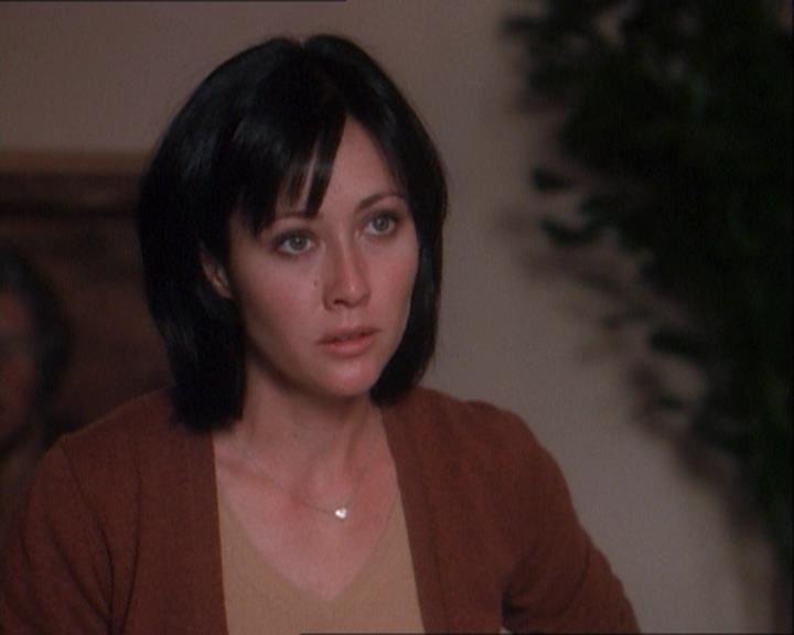 Charmed-Online_dot_net-1x03ThankYouForNotMorphing0522.jpg