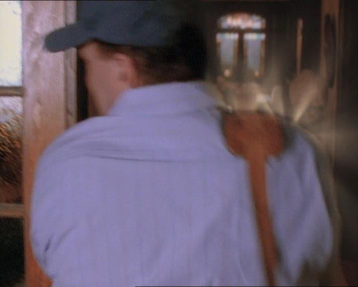 Charmed-Online_dot_net-1x03ThankYouForNotMorphing0850.jpg Charmed-Online_dot_net-1x03ThankYouForNotMorphing0850.jpg