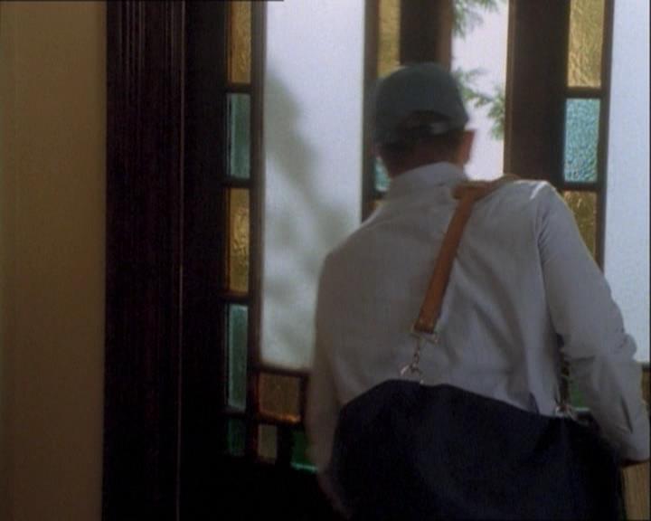 Charmed-Online_dot_net-1x03ThankYouForNotMorphing0855.jpg Charmed-Online_dot_net-1x03ThankYouForNotMorphing0855.jpg