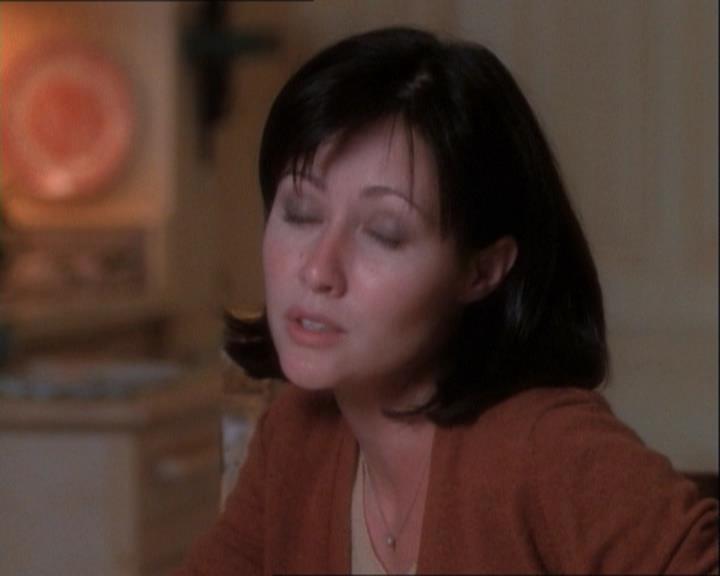 Charmed-Online_dot_net-1x03ThankYouForNotMorphing1051.jpg