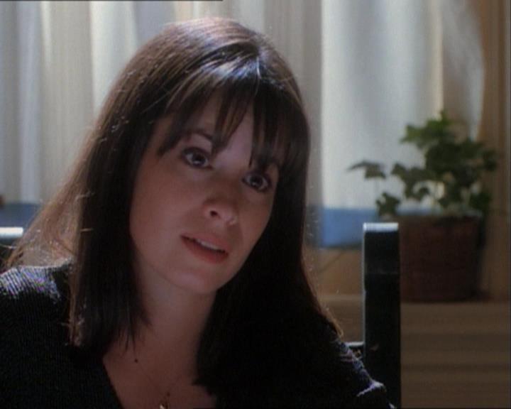 Charmed-Online_dot_net-1x03ThankYouForNotMorphing1055.jpg