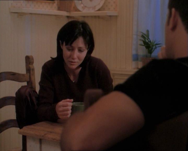 Charmed-Online_dot_net-1x03ThankYouForNotMorphing1169.jpg