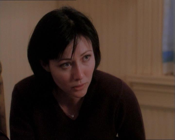 Charmed-Online_dot_net-1x03ThankYouForNotMorphing1197.jpg