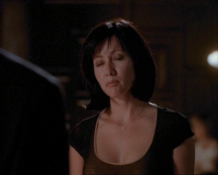 Charmed-Online_dot_net-1x03ThankYouForNotMorphing1238.jpg Charmed-Online_dot_net-1x03ThankYouForNotMorphing1238.jpg