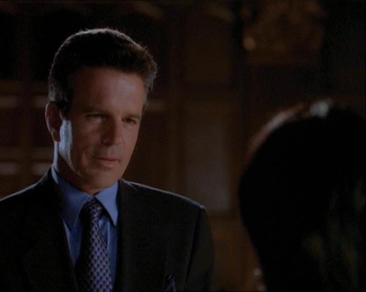 Charmed-Online_dot_net-1x03ThankYouForNotMorphing1246.jpg Charmed-Online_dot_net-1x03ThankYouForNotMorphing1246.jpg