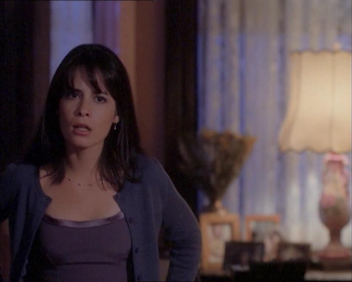 Charmed-Online_dot_net-1x03ThankYouForNotMorphing1333.jpg