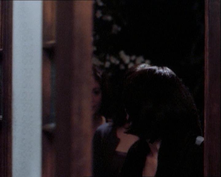 Charmed-Online_dot_net-1x03ThankYouForNotMorphing1398.jpg Charmed-Online_dot_net-1x03ThankYouForNotMorphing1398.jpg