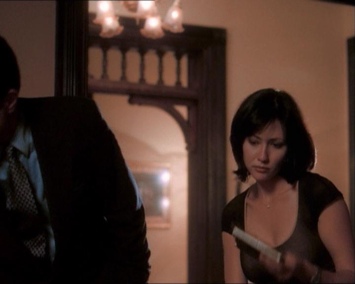 Charmed-Online_dot_net-1x03ThankYouForNotMorphing1463.jpg