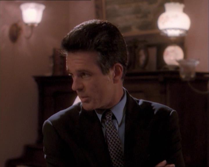 Charmed-Online_dot_net-1x03ThankYouForNotMorphing1512.jpg Charmed-Online_dot_net-1x03ThankYouForNotMorphing1512.jpg