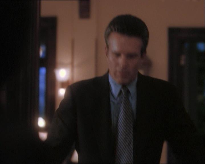 Charmed-Online_dot_net-1x03ThankYouForNotMorphing1746.jpg Charmed-Online_dot_net-1x03ThankYouForNotMorphing1746.jpg