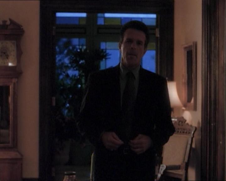 Charmed-Online_dot_net-1x03ThankYouForNotMorphing1762.jpg Charmed-Online_dot_net-1x03ThankYouForNotMorphing1762.jpg