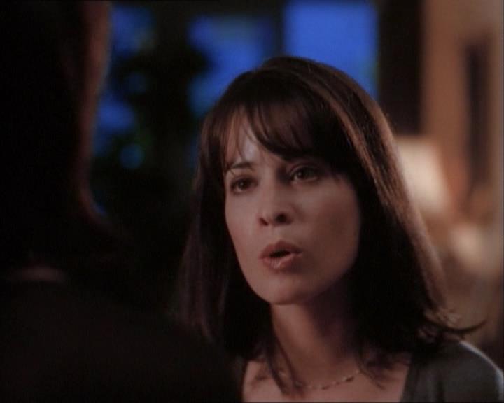 Charmed-Online_dot_net-1x03ThankYouForNotMorphing1779.jpg