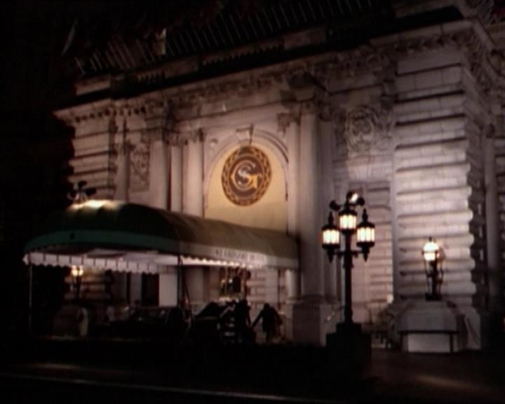 Charmed-Online_dot_net-1x03ThankYouForNotMorphing1800.jpg Charmed-Online_dot_net-1x03ThankYouForNotMorphing1800.jpg