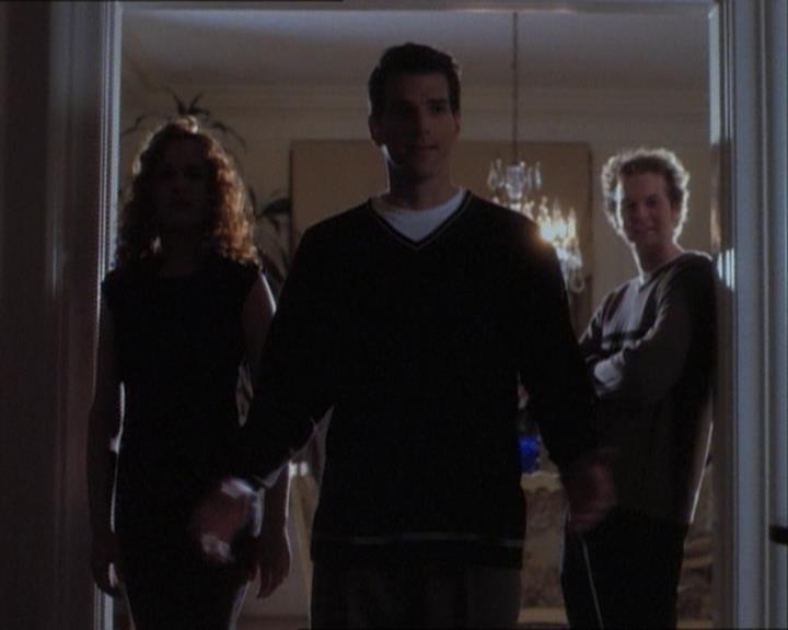 Charmed-Online_dot_net-1x03ThankYouForNotMorphing1821.jpg