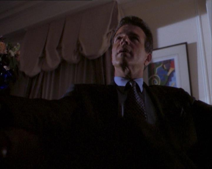 Charmed-Online_dot_net-1x03ThankYouForNotMorphing1862.jpg Charmed-Online_dot_net-1x03ThankYouForNotMorphing1862.jpg