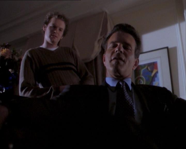 Charmed-Online_dot_net-1x03ThankYouForNotMorphing1885.jpg Charmed-Online_dot_net-1x03ThankYouForNotMorphing1885.jpg