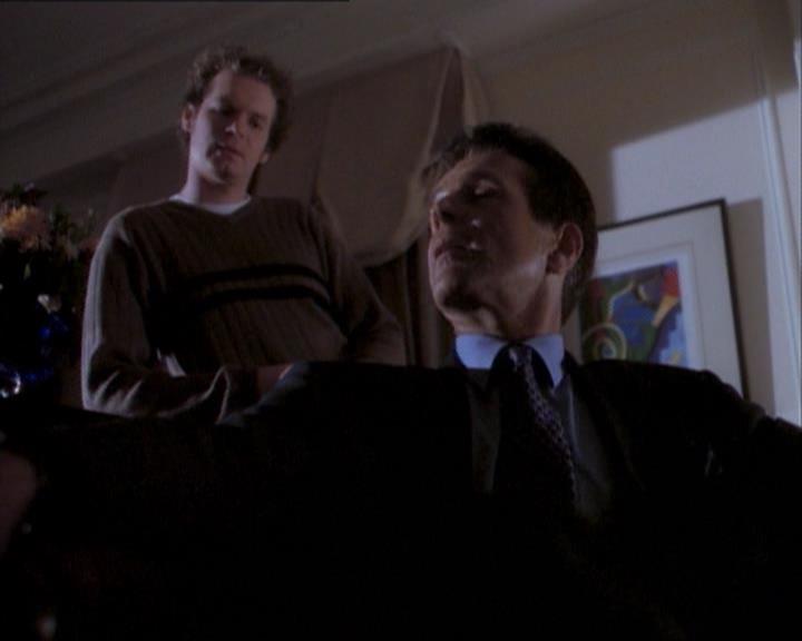 Charmed-Online_dot_net-1x03ThankYouForNotMorphing1891.jpg Charmed-Online_dot_net-1x03ThankYouForNotMorphing1891.jpg