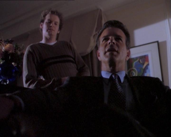 Charmed-Online_dot_net-1x03ThankYouForNotMorphing1897.jpg Charmed-Online_dot_net-1x03ThankYouForNotMorphing1897.jpg