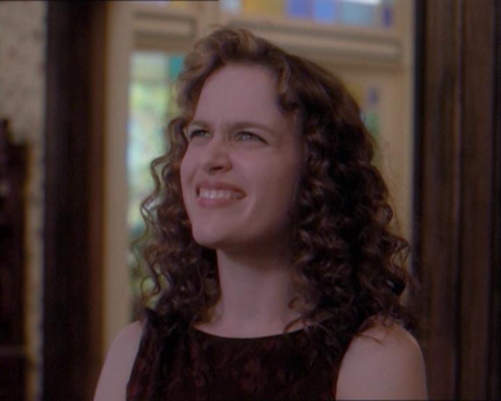 Charmed-Online_dot_net-1x03ThankYouForNotMorphing2090.jpg Charmed-Online_dot_net-1x03ThankYouForNotMorphing2090.jpg