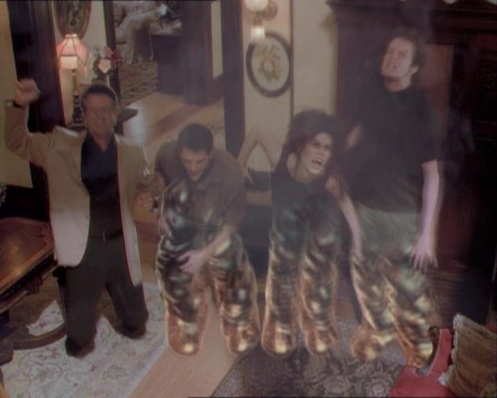 Charmed-Online_dot_net-1x03ThankYouForNotMorphing2202.jpg Charmed-Online_dot_net-1x03ThankYouForNotMorphing2202.jpg