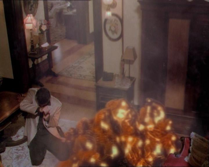 Charmed-Online_dot_net-1x03ThankYouForNotMorphing2213.jpg