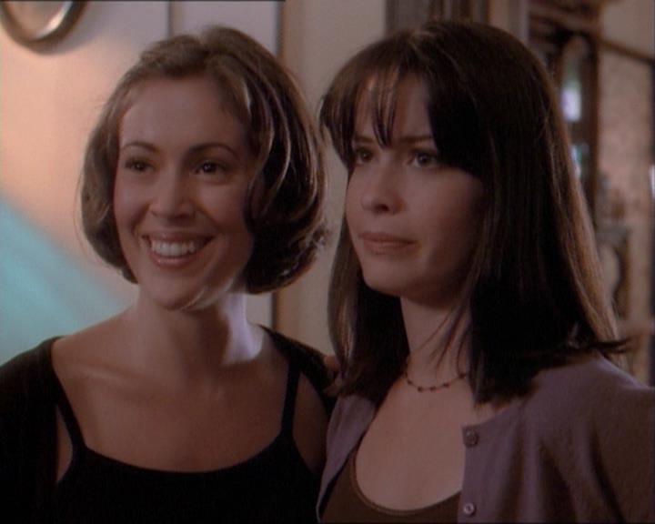 Charmed-Online_dot_net-1x03ThankYouForNotMorphing2244.jpg