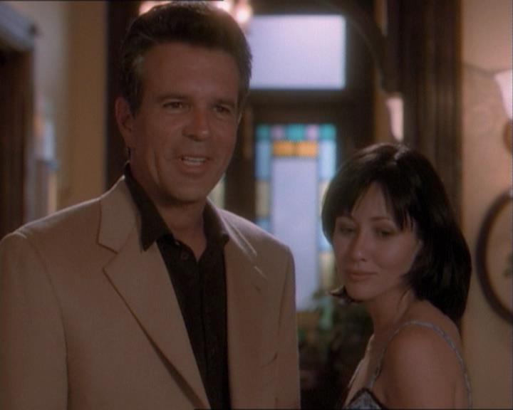 Charmed-Online_dot_net-1x03ThankYouForNotMorphing2246.jpg