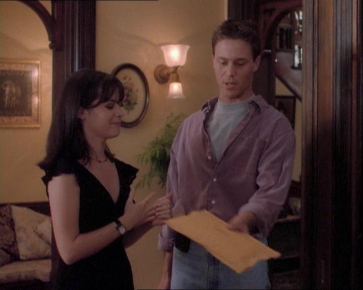 Charmed-Online_dot_net-1x03ThankYouForNotMorphing2323.jpg