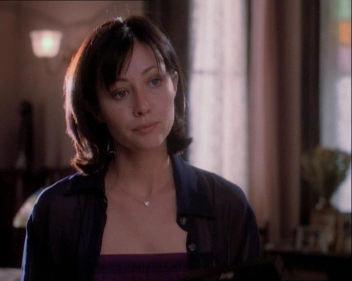 Charmed-Online_dot_net-1x03ThankYouForNotMorphing2366.jpg