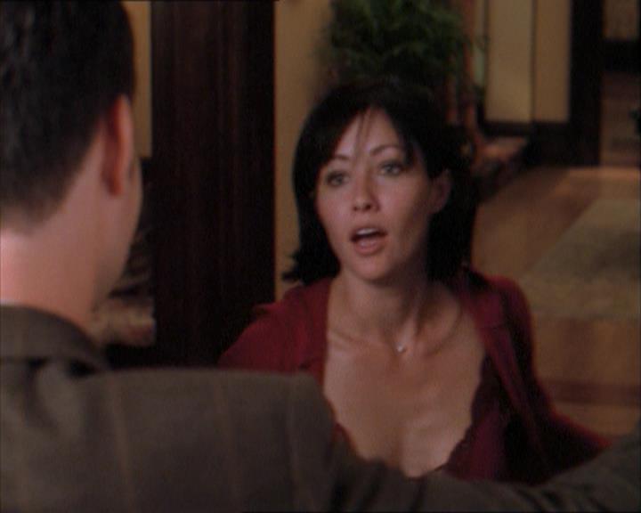 Charmed-Online_dot_net-1x04DeadManDating0007.jpg