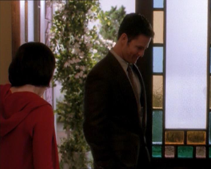 Charmed-Online_dot_net-1x04DeadManDating0016.jpg