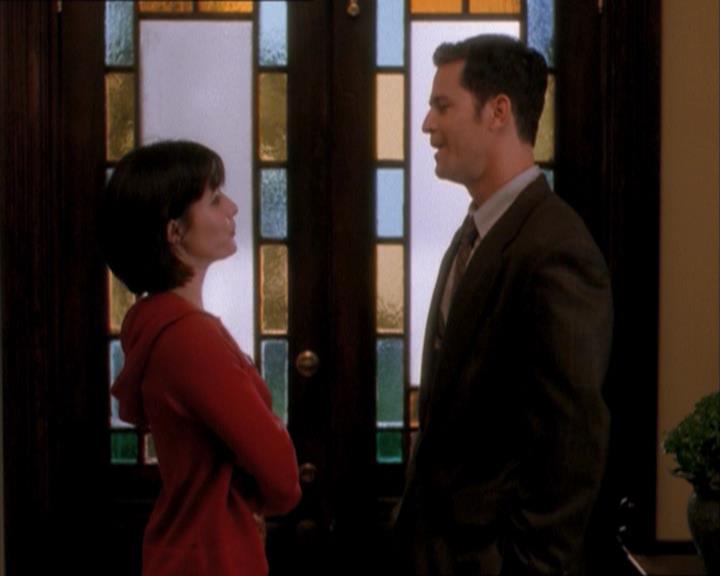 Charmed-Online_dot_net-1x04DeadManDating0023.jpg