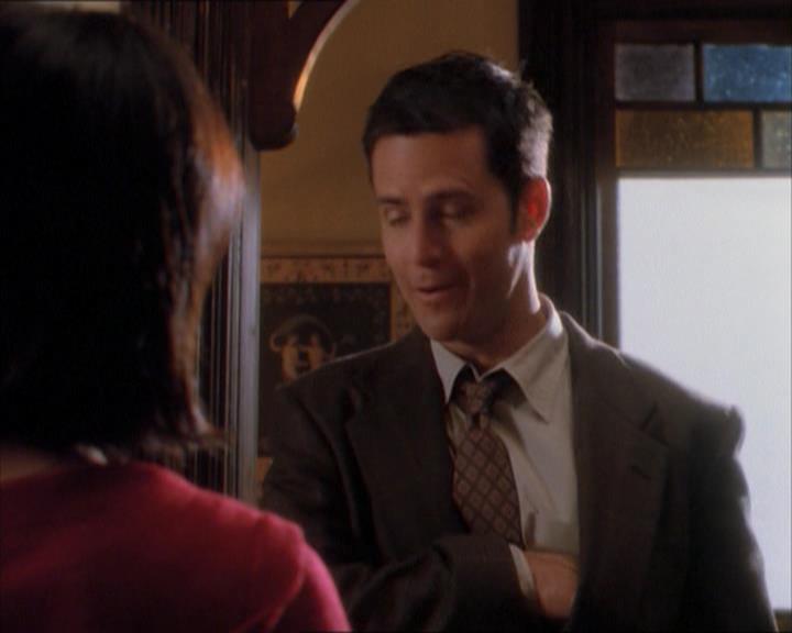 Charmed-Online_dot_net-1x04DeadManDating0025.jpg