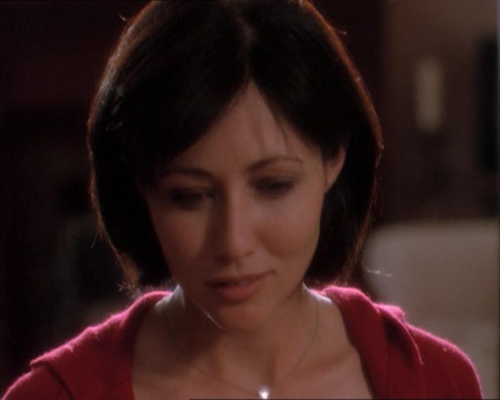 Charmed-Online_dot_net-1x04DeadManDating0051.jpg