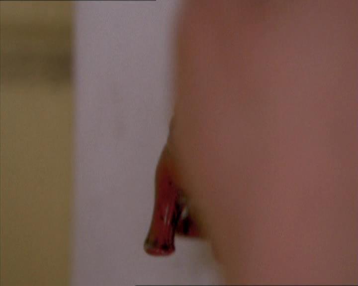 Charmed-Online_dot_net-1x04DeadManDating0101.jpg