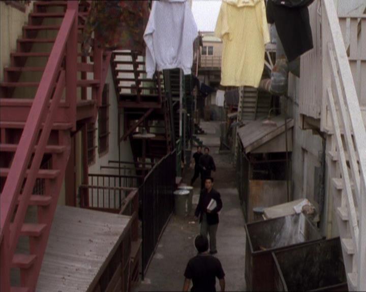 Charmed-Online_dot_net-1x04DeadManDating0143.jpg