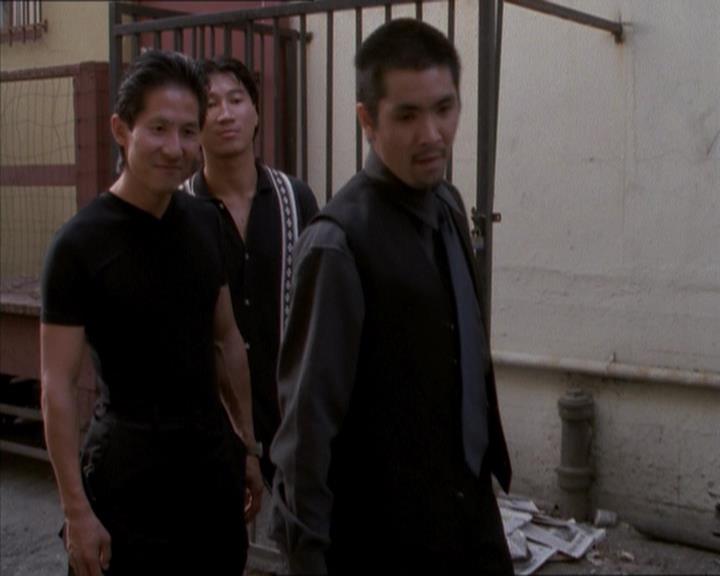 Charmed-Online_dot_net-1x04DeadManDating0176.jpg