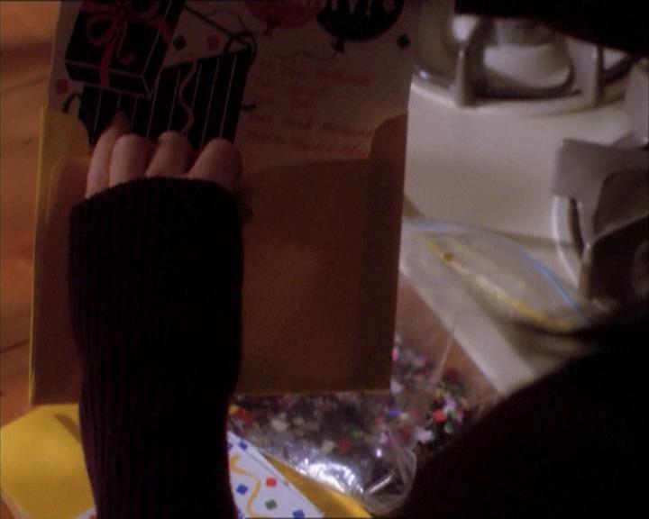 Charmed-Online_dot_net-1x04DeadManDating0293.jpg
