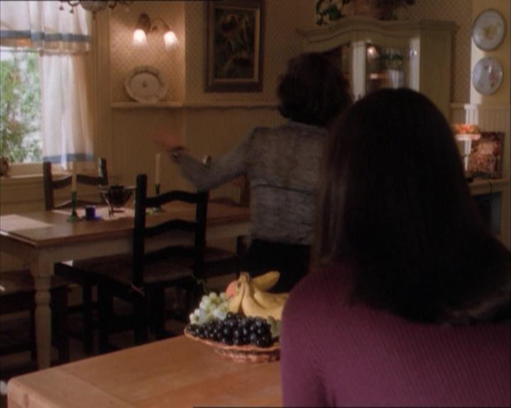 Charmed-Online_dot_net-1x04DeadManDating0412.jpg