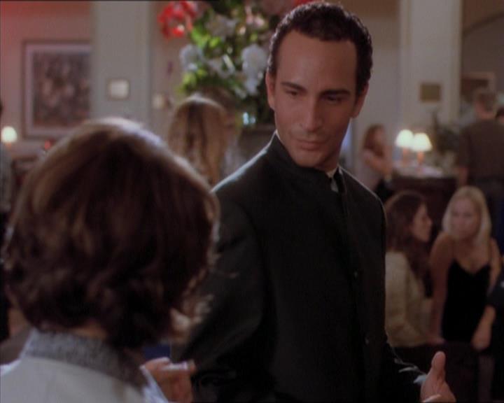 Charmed-Online_dot_net-1x04DeadManDating0465.jpg